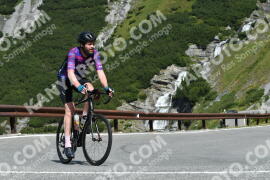 Photo #2381967 | 24-07-2022 10:47 | Passo Dello Stelvio - Waterfall curve BICYCLES