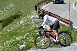 Photo #2171415 | 20-06-2022 15:10 | Passo Dello Stelvio - Waterfall curve BICYCLES