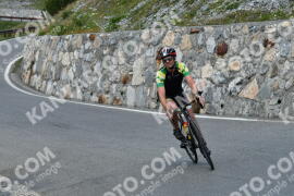 Photo #2371537 | 22-07-2022 13:24 | Passo Dello Stelvio - Waterfall curve BICYCLES