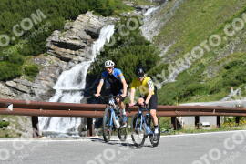 Photo #2248407 | 07-07-2022 10:18 | Passo Dello Stelvio - Waterfall curve BICYCLES
