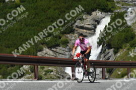 Fotó #4021661 | 22-08-2023 12:11 | Passo Dello Stelvio - Vízesés kanyar Bicajosok