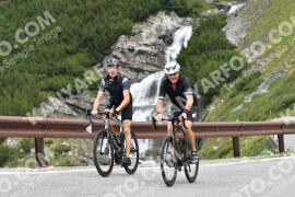 Photo #2436888 | 30-07-2022 09:57 | Passo Dello Stelvio - Waterfall curve BICYCLES