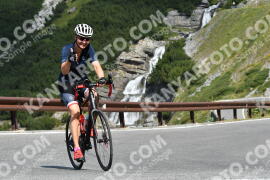 Photo #2363299 | 21-07-2022 10:37 | Passo Dello Stelvio - Waterfall curve BICYCLES