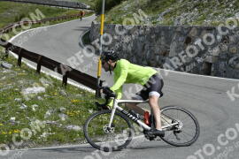 Photo #3253135 | 27-06-2023 10:24 | Passo Dello Stelvio - Waterfall curve BICYCLES