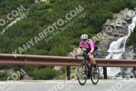 Photo #2439177 | 30-07-2022 10:33 | Passo Dello Stelvio - Waterfall curve BICYCLES