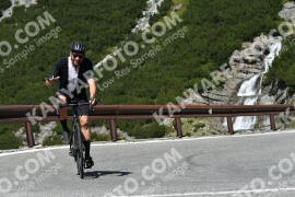 Photo #2495381 | 03-08-2022 12:10 | Passo Dello Stelvio - Waterfall curve BICYCLES