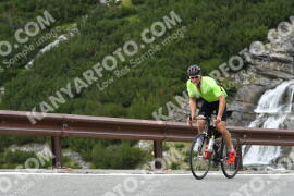 Photo #2433883 | 29-07-2022 13:08 | Passo Dello Stelvio - Waterfall curve BICYCLES