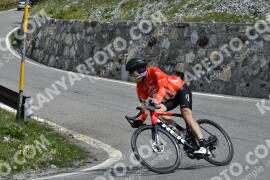 Photo #3254458 | 27-06-2023 11:20 | Passo Dello Stelvio - Waterfall curve BICYCLES