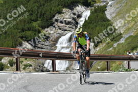 Photo #2668330 | 16-08-2022 13:37 | Passo Dello Stelvio - Waterfall curve BICYCLES