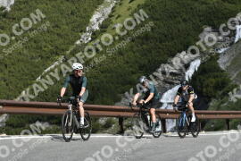 Photo #3280134 | 29-06-2023 09:41 | Passo Dello Stelvio - Waterfall curve BICYCLES