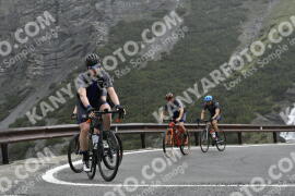 Photo #2129204 | 13-06-2022 09:55 | Passo Dello Stelvio - Waterfall curve BICYCLES