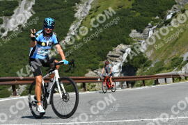 Photo #2398161 | 25-07-2022 10:19 | Passo Dello Stelvio - Waterfall curve BICYCLES