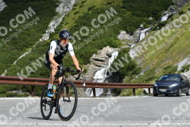 Foto #2484508 | 02-08-2022 10:15 | Passo Dello Stelvio - Waterfall Kehre BICYCLES