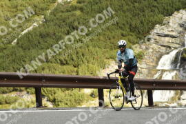 Photo #2807832 | 04-09-2022 09:29 | Passo Dello Stelvio - Waterfall curve BICYCLES