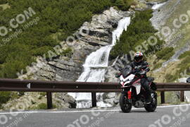 Photo #2080125 | 02-06-2022 11:32 | Passo Dello Stelvio - Waterfall curve