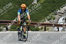 Photo #2369385 | 22-07-2022 11:14 | Passo Dello Stelvio - Waterfall curve BICYCLES