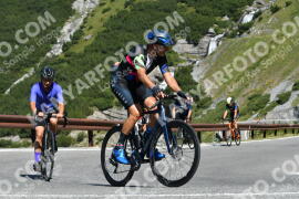 Photo #2368772 | 22-07-2022 10:40 | Passo Dello Stelvio - Waterfall curve BICYCLES
