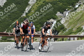 Photo #2352945 | 19-07-2022 11:24 | Passo Dello Stelvio - Waterfall curve BICYCLES
