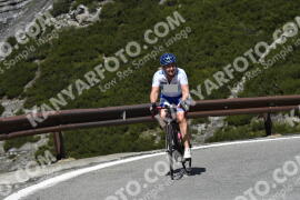 Photo #2129391 | 13-06-2022 11:17 | Passo Dello Stelvio - Waterfall curve BICYCLES