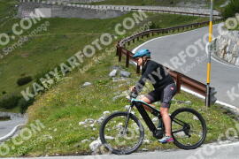 Photo #2418913 | 27-07-2022 13:58 | Passo Dello Stelvio - Waterfall curve BICYCLES