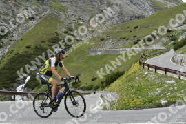 Photo #3269050 | 28-06-2023 16:21 | Passo Dello Stelvio - Waterfall curve BICYCLES