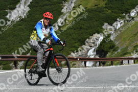 Photo #2416478 | 27-07-2022 10:44 | Passo Dello Stelvio - Waterfall curve BICYCLES