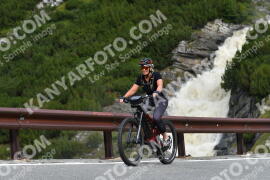 Photo #3925338 | 17-08-2023 10:06 | Passo Dello Stelvio - Waterfall curve BICYCLES