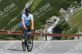 Photo #2380728 | 24-07-2022 09:53 | Passo Dello Stelvio - Waterfall curve BICYCLES