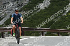 Photo #2692707 | 20-08-2022 13:37 | Passo Dello Stelvio - Waterfall curve BICYCLES
