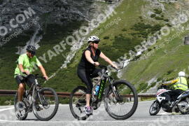 Photo #2202956 | 27-06-2022 11:27 | Passo Dello Stelvio - Waterfall curve BICYCLES