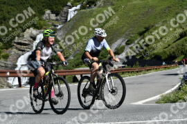 Photo #2183679 | 25-06-2022 09:37 | Passo Dello Stelvio - Waterfall curve BICYCLES