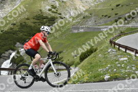 Photo #3200465 | 23-06-2023 12:12 | Passo Dello Stelvio - Waterfall curve BICYCLES