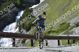 Foto #3132090 | 17-06-2023 16:25 | Passo Dello Stelvio - Waterfall Kehre BICYCLES