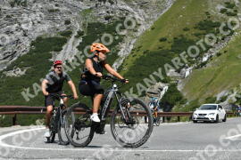 Photo #2382060 | 24-07-2022 10:53 | Passo Dello Stelvio - Waterfall curve BICYCLES