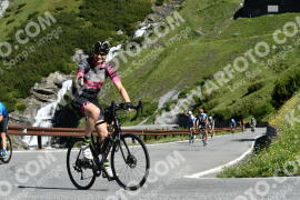Photo #2184412 | 25-06-2022 09:59 | Passo Dello Stelvio - Waterfall curve BICYCLES