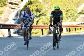 Photo #2183327 | 25-06-2022 09:10 | Passo Dello Stelvio - Waterfall curve BICYCLES