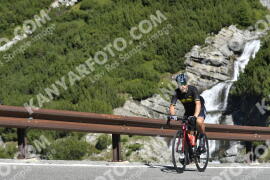 Foto #3815270 | 11-08-2023 10:18 | Passo Dello Stelvio - Waterfall Kehre BICYCLES