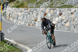 Photo #2644804 | 14-08-2022 15:35 | Passo Dello Stelvio - Waterfall curve BICYCLES