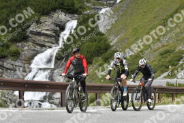 Photo #3738622 | 06-08-2023 13:00 | Passo Dello Stelvio - Waterfall curve BICYCLES