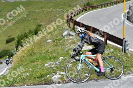 Photo #2417963 | 27-07-2022 11:54 | Passo Dello Stelvio - Waterfall curve BICYCLES