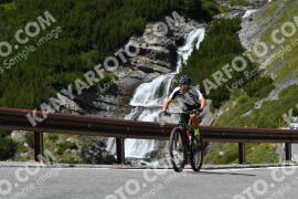 Photo #4011623 | 21-08-2023 14:03 | Passo Dello Stelvio - Waterfall curve BICYCLES