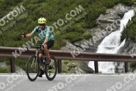 Photo #3200218 | 23-06-2023 12:04 | Passo Dello Stelvio - Waterfall curve BICYCLES