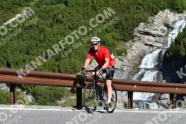 Photo #3982581 | 20-08-2023 09:50 | Passo Dello Stelvio - Waterfall curve BICYCLES