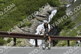 Photo #3545468 | 22-07-2023 10:28 | Passo Dello Stelvio - Waterfall curve BICYCLES