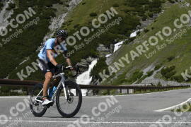 Photo #3240858 | 26-06-2023 13:03 | Passo Dello Stelvio - Waterfall curve BICYCLES