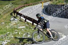 Photo #2412194 | 26-07-2022 10:01 | Passo Dello Stelvio - Waterfall curve BICYCLES