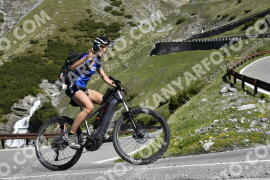 Foto #2116767 | 11-06-2022 10:15 | Passo Dello Stelvio - Waterfall Kehre BICYCLES
