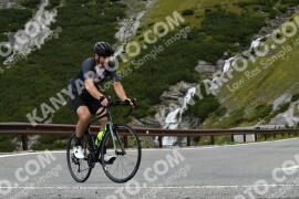 Photo #2689907 | 20-08-2022 10:52 | Passo Dello Stelvio - Waterfall curve BICYCLES
