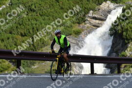Photo #3932756 | 18-08-2023 09:20 | Passo Dello Stelvio - Waterfall curve BICYCLES