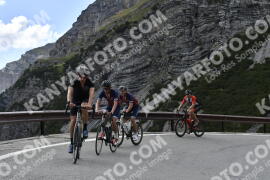 Photo #3665795 | 30-07-2023 16:09 | Passo Dello Stelvio - Waterfall curve BICYCLES